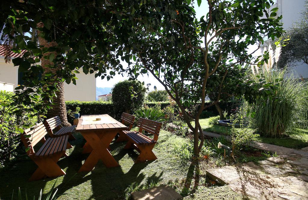 Guesthouse Bmb Bagaric Budva Exterior foto