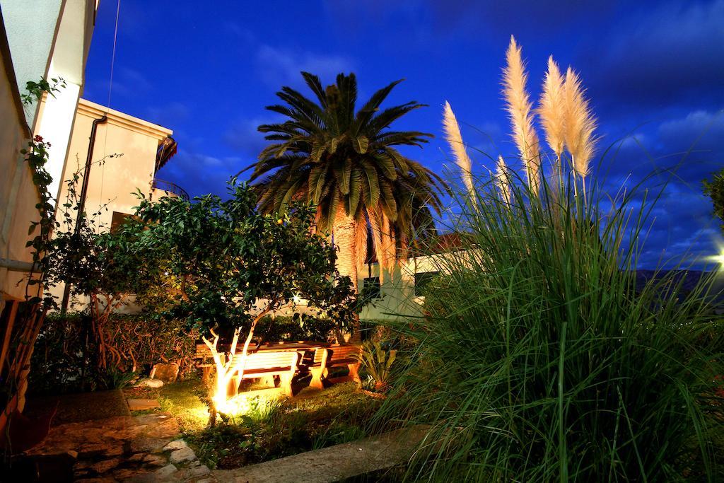 Guesthouse Bmb Bagaric Budva Quarto foto
